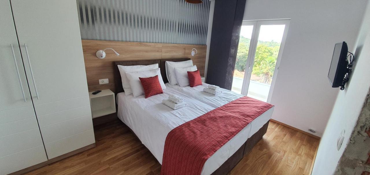 Aura Residence โรวีน ภายนอก รูปภาพ