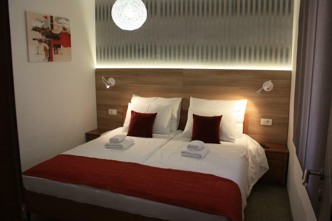 Aura Residence โรวีน ภายนอก รูปภาพ
